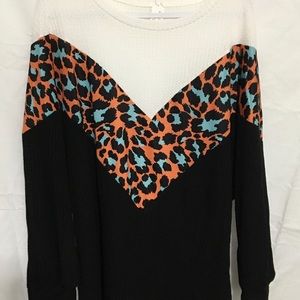 2XL. NWT. Sweatshirt. Item #24